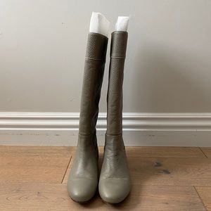 Pour La Victoire grey pebble tall boots